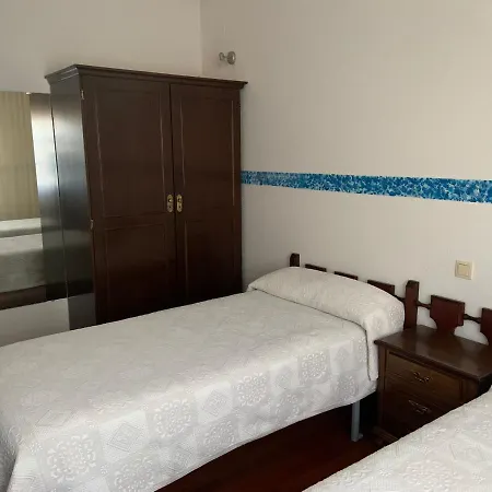 Vivienda Turística Casa Lorenzo Y Emilia * Requejo