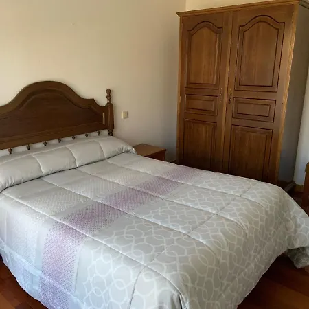 Vivienda Turística Casa Lorenzo Y Emilia * Requejo